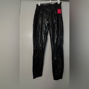Spanx patent leather leggings New